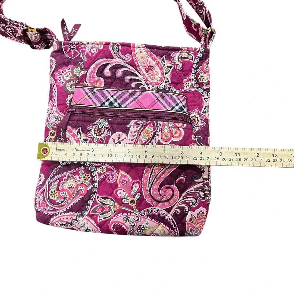 Vera Bradley Hipster Crossbody‎ Bag Very Berry Paisley Quilted Cotton Retired